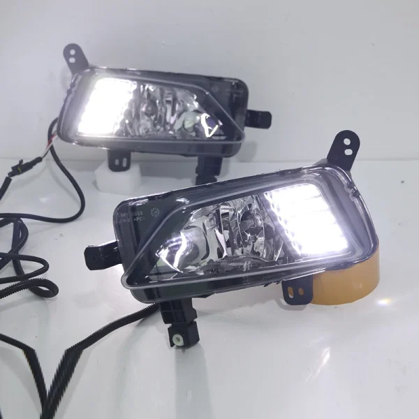 Luz LED diurna DRL para Volkswagen Polo  2018 - 2019, lámpara antiniebla secuencial con función de señal de giro amarilla, 12V, Neblineros LED 1 par - Imagen 3