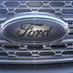 EMBLEMA DE CAPO FORD, KIA, HYUNDAI, CHEVROLET, TOYOTA, MAZDA, SUZUKI