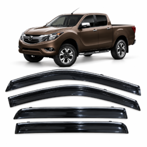 Cubrelluvias Negros con Filo Cromado Mazda BT-50 Doble Cabina 2012 2013 2014 2015 2016 2017 2018 2019 2020